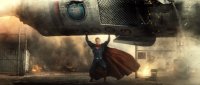 «Бэтмен против Супермена: На заре справедливости» ставит рекорды весеннего проката