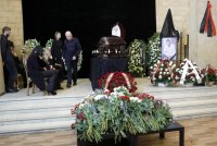 Виторган, Певцов и другие простились с Дмитрием Марьяновым