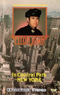 «Elton John in Central Park New York»