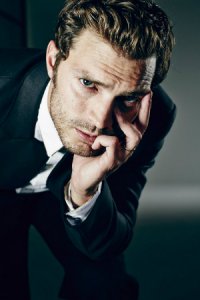 Звезда «Пятидесяти оттенков серого» Джейми Дорнан сыграет в фильме «Робин Гуд: Начало»