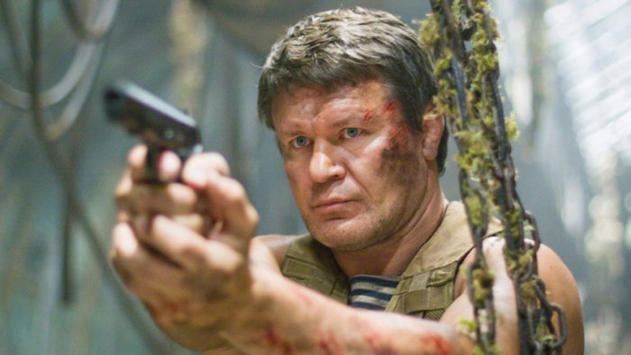 Олег Тактаров в фильме «Хищники»