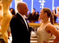 Студия Universal не может найти режиссёра для 