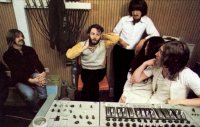 Режиссер Питер Джексон снимает документальный фильм про The Beatles