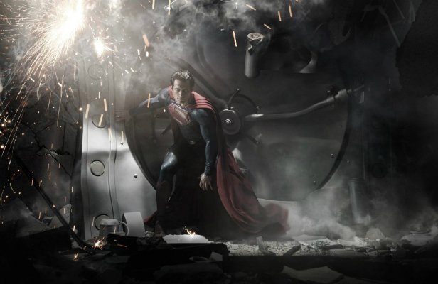 Киновселенная DC готовит «Человека из стали 2»