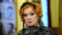 Вера Алентова отмечает 75-летие