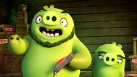 Блейк Шелтон спел за свинью в мультфильме Angry Birds