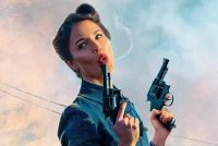 Кастинг: Эйса Гонсалес, Кристофер Ллойд, Энн Хэтэуэй