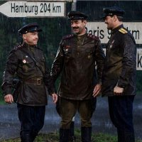 Дмитрий Певцов, Федор Добронравов и Сергей Маковецкий стали танкистами
