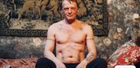 Картина «Как Витька Чеснок вез Леху Штыря в дом инвалидов» выходит в ограниченный прокат