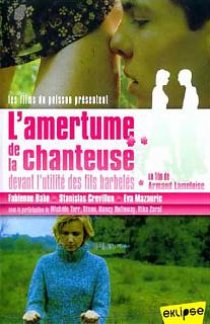 «L'amertume de la chanteuse devant l'utilité des fils barbelés»