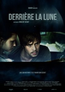 «Derrière la lune»