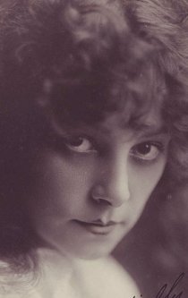 Фотография «Беатриз Микелена»