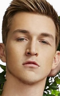 Фотография «Jeremy Rohmer»