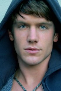 Фотография «Aaron Benore»