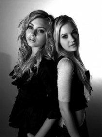 Фотография «Aly & AJ»