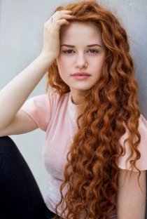 Фотография «Мэделин Петш»