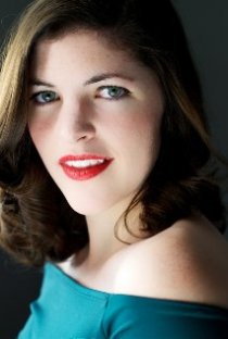 Фотография «Lauren Shippen»