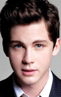 Фотография «Логан Лерман»