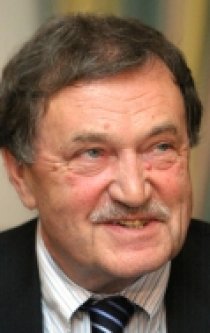 «Василий Аксенов»