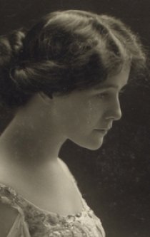 Фотография «Лиллиэн Альбертсон»